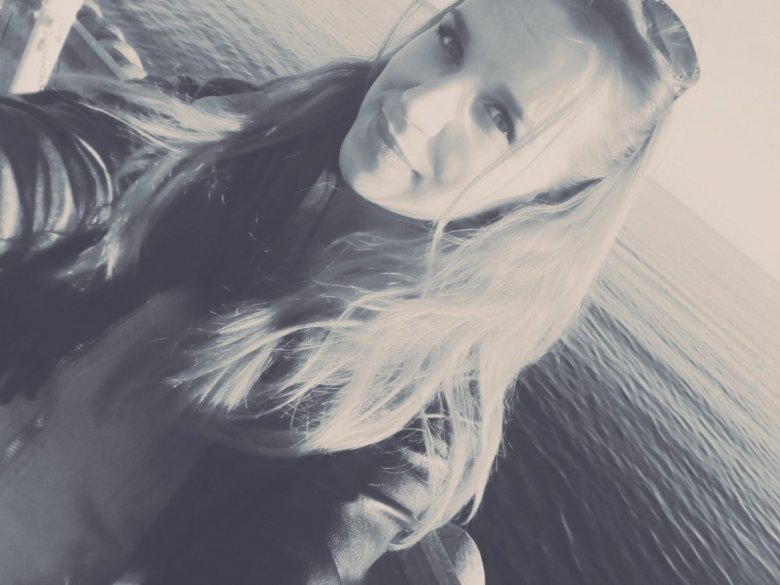 Amina (Viktoriia Aloshychkina)