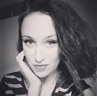 Katya Kornienko (KatyaKornienko)