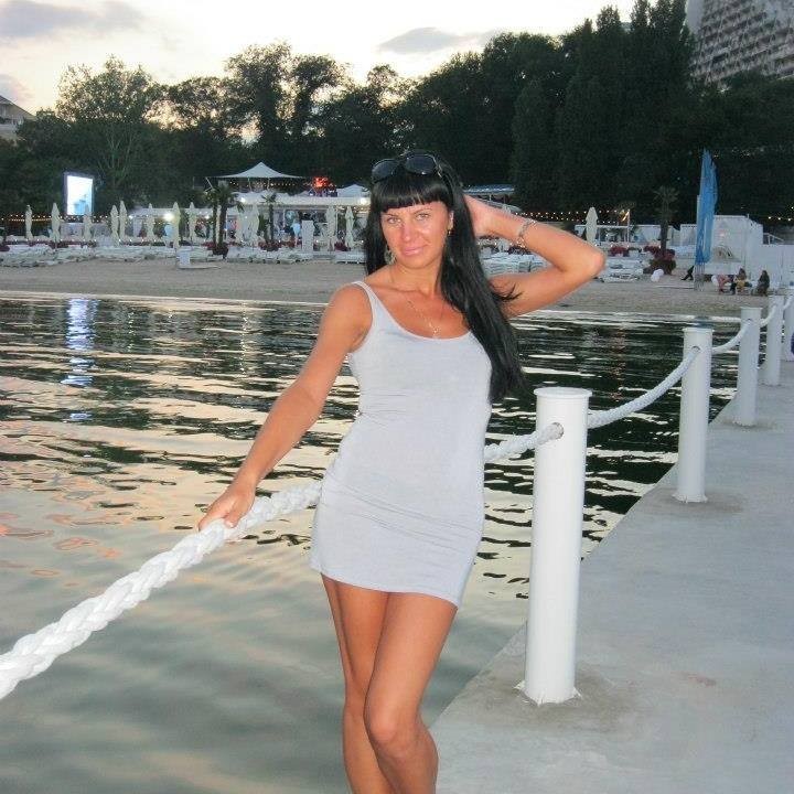 Oksana Manchuk (OksanaManchuk)