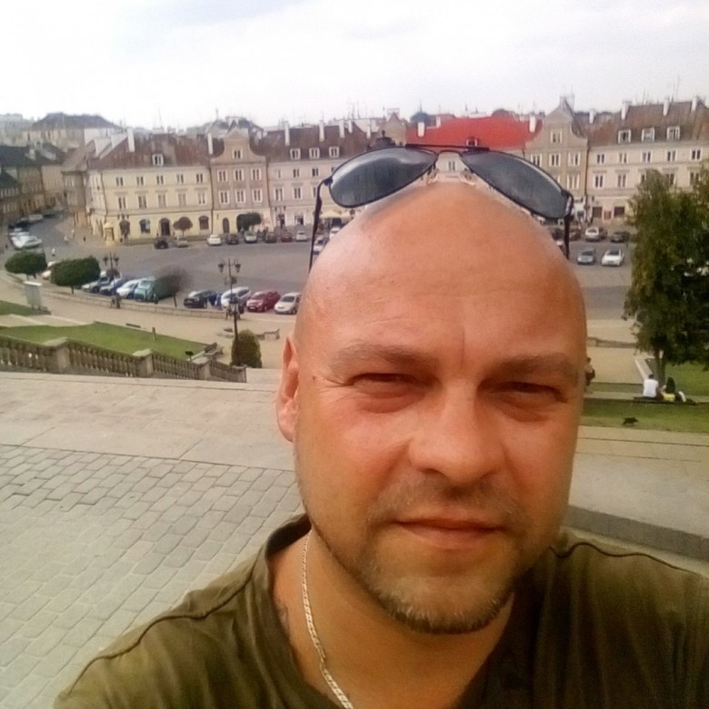 Slava Semenenko (SlavaSemenenko)