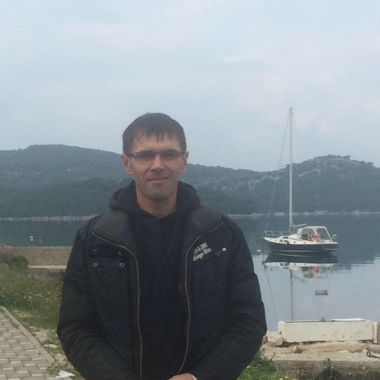 Andrii  Yiatchuk (AndriiYiatchuk)