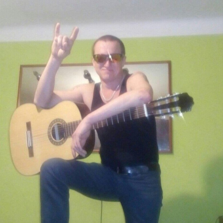 Ruslan  Slabukarov (RuslanSlabukarov)