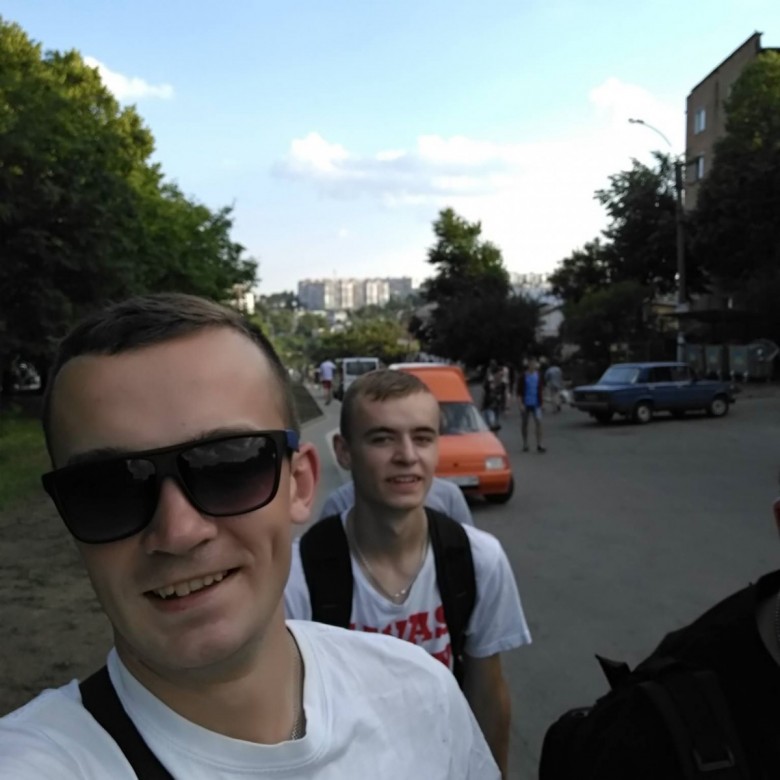 Анатолій Нижник (АнатолійНижн)