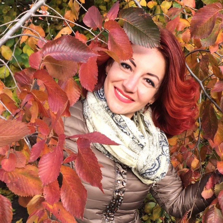Елена Арутюнян (ЕленаАрутюня)