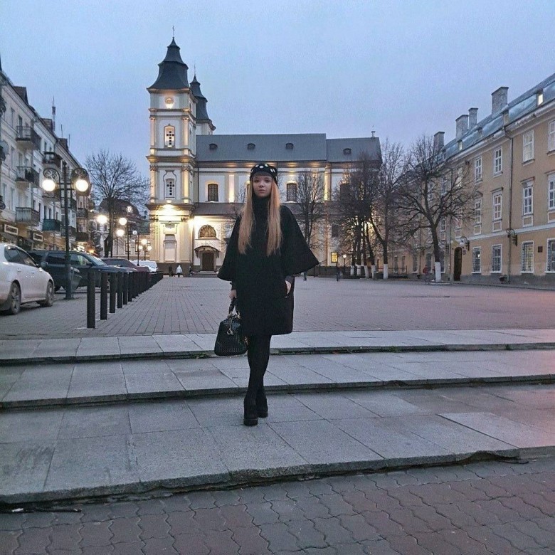 Kateryna Mytrofanova (KaterynaMytrofanova)