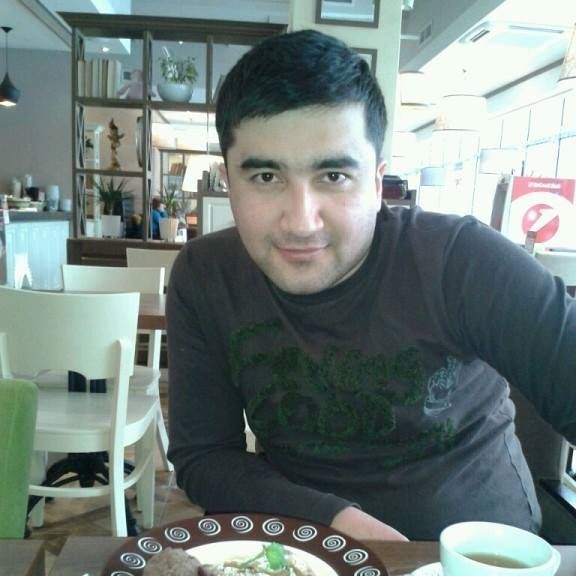 Javhar Misha Hamdamov (Javhar Hamdamov), Warszava, Uzbekistan