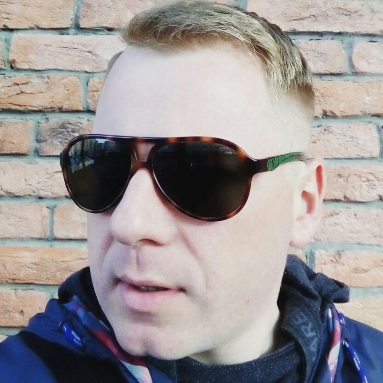 Maks Rakitskiy (MaksRakitskiy)
