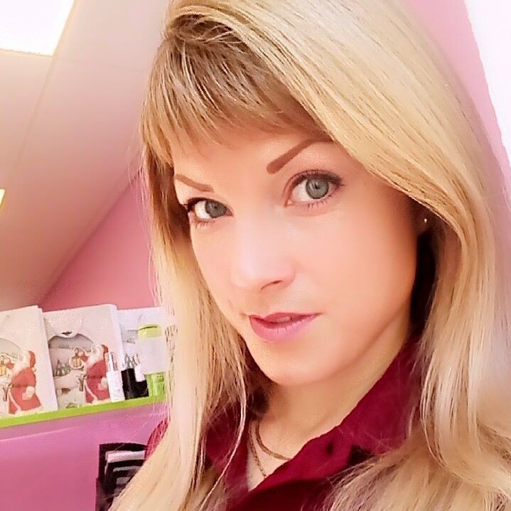 Alona Grecka (AlonaGrecka)