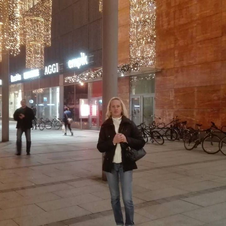 Оксана Гринчишин (ОксанаГринчи)