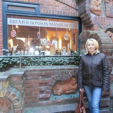 Lilya Torchinska (LilyaTorchinska)