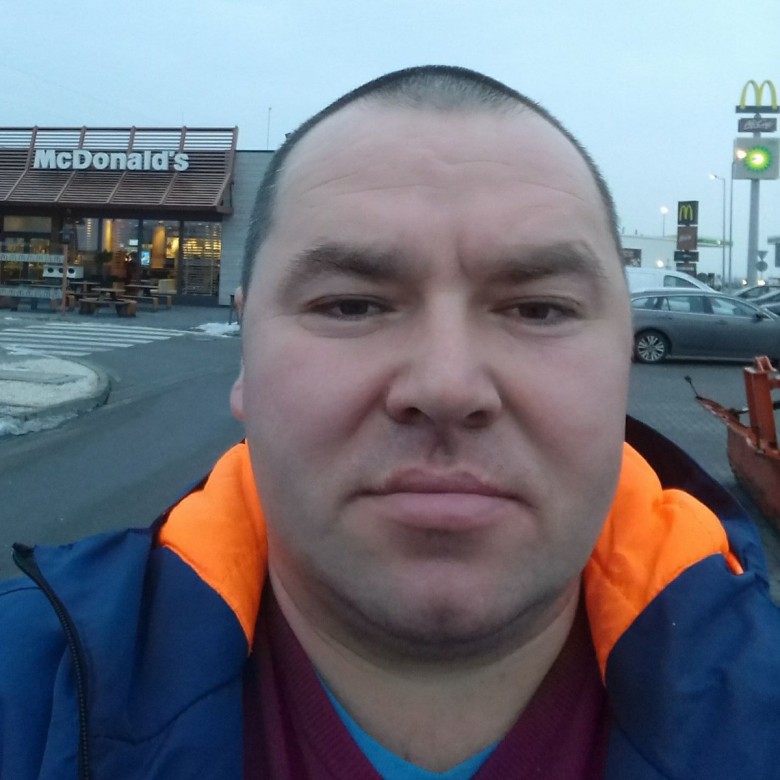 Ігор Ушаков (ІгорУшаков)