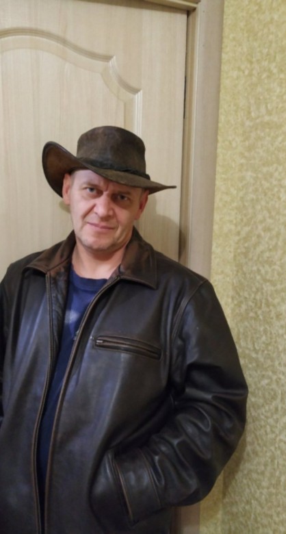 Манич  (Манич), Олава, Сарны