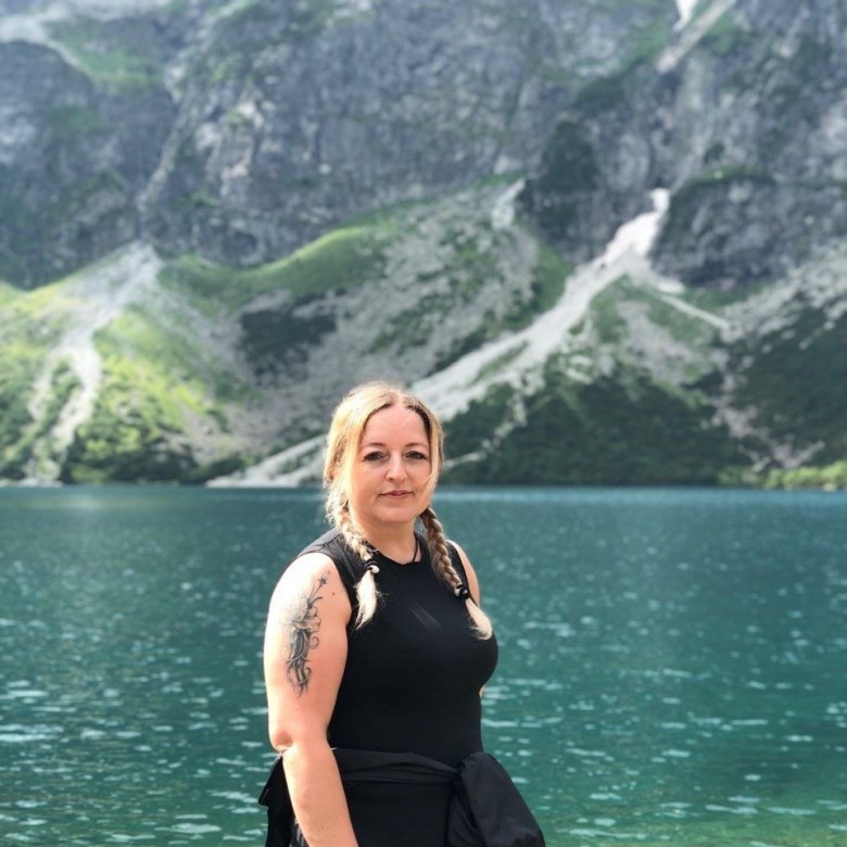Nadia Ivaniuk (NadiaIvaniuk)