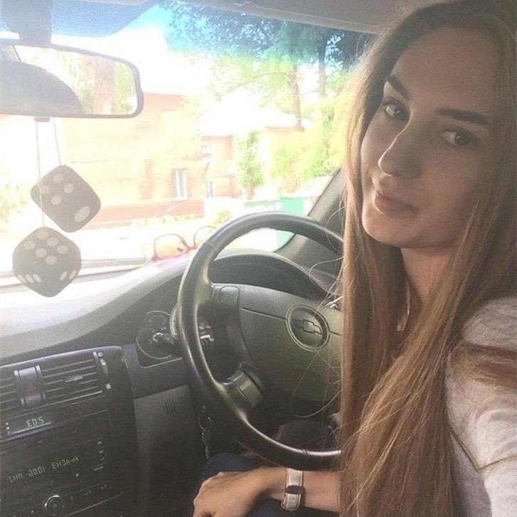 Liliia Antushevskaia (LiliiaAntushevskaia)
