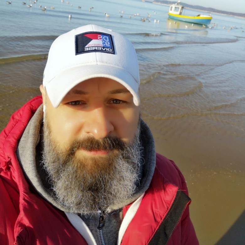 Evgeniy Klepikov (EvgeniyKlepikov)