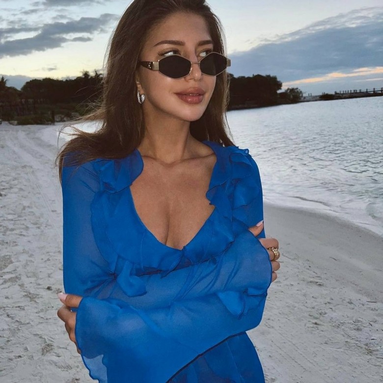 Elizaveta Issaeva (ElizavetaIssaeva)