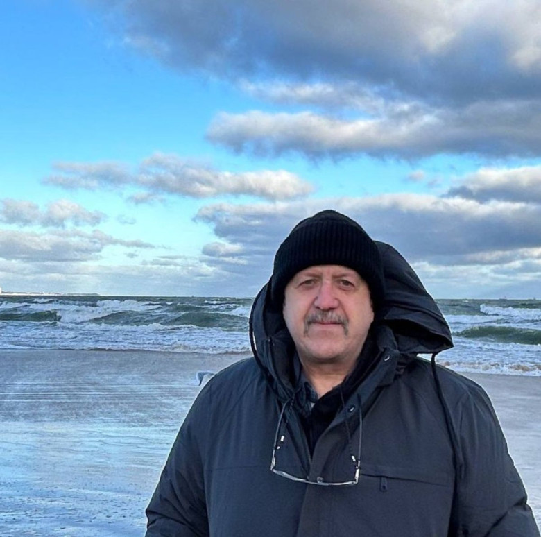 Віктор Дзюба (ВікторДзюба)